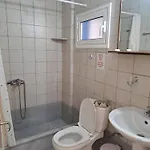 Kazonis Apartment